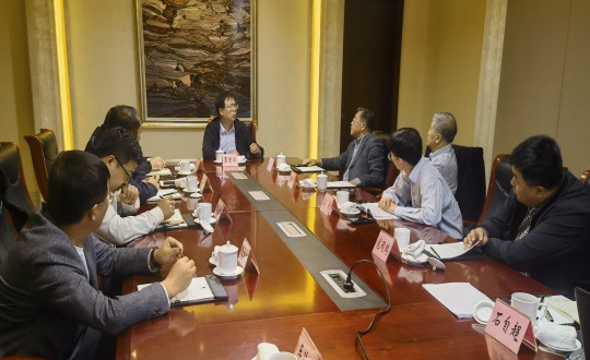 2.王岩董事长带队与荣成市好运角游览度假区管委会辅导进行会议协商_副本.jpg