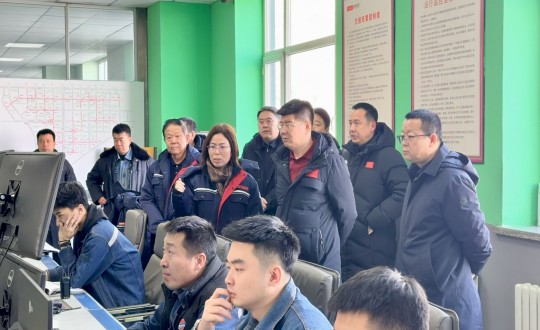 1.长春市副市长张春达一行深刻j9国际集团新城供热公司实地调研_副本.jpg 1.长春市副市长张春达一行深刻j9国际集团新城供热公司实地调研_副本.jpg